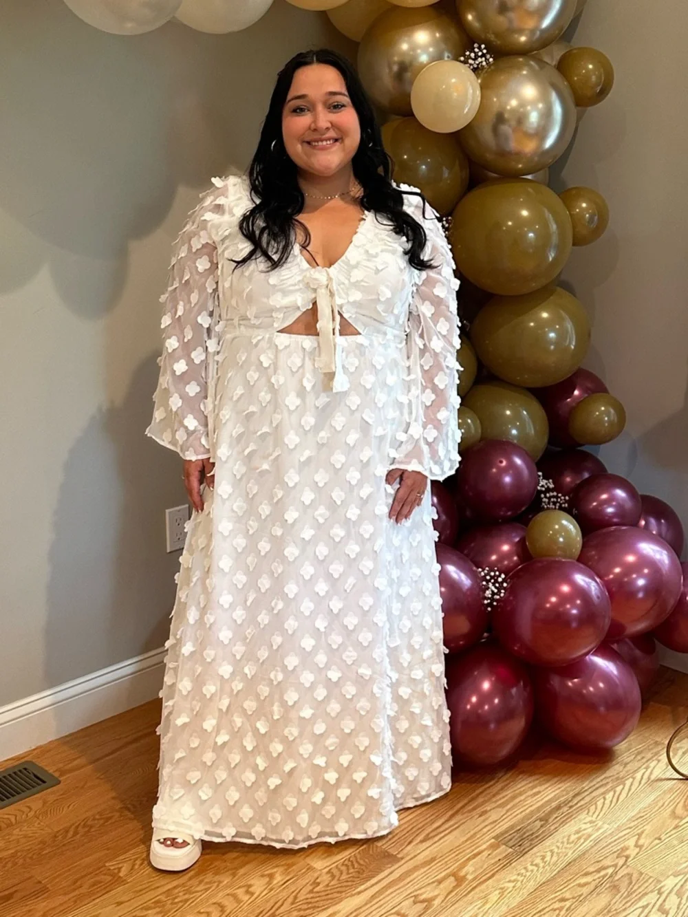 Elegant White Plus Size Maxi Dress - Picture 2 of 4